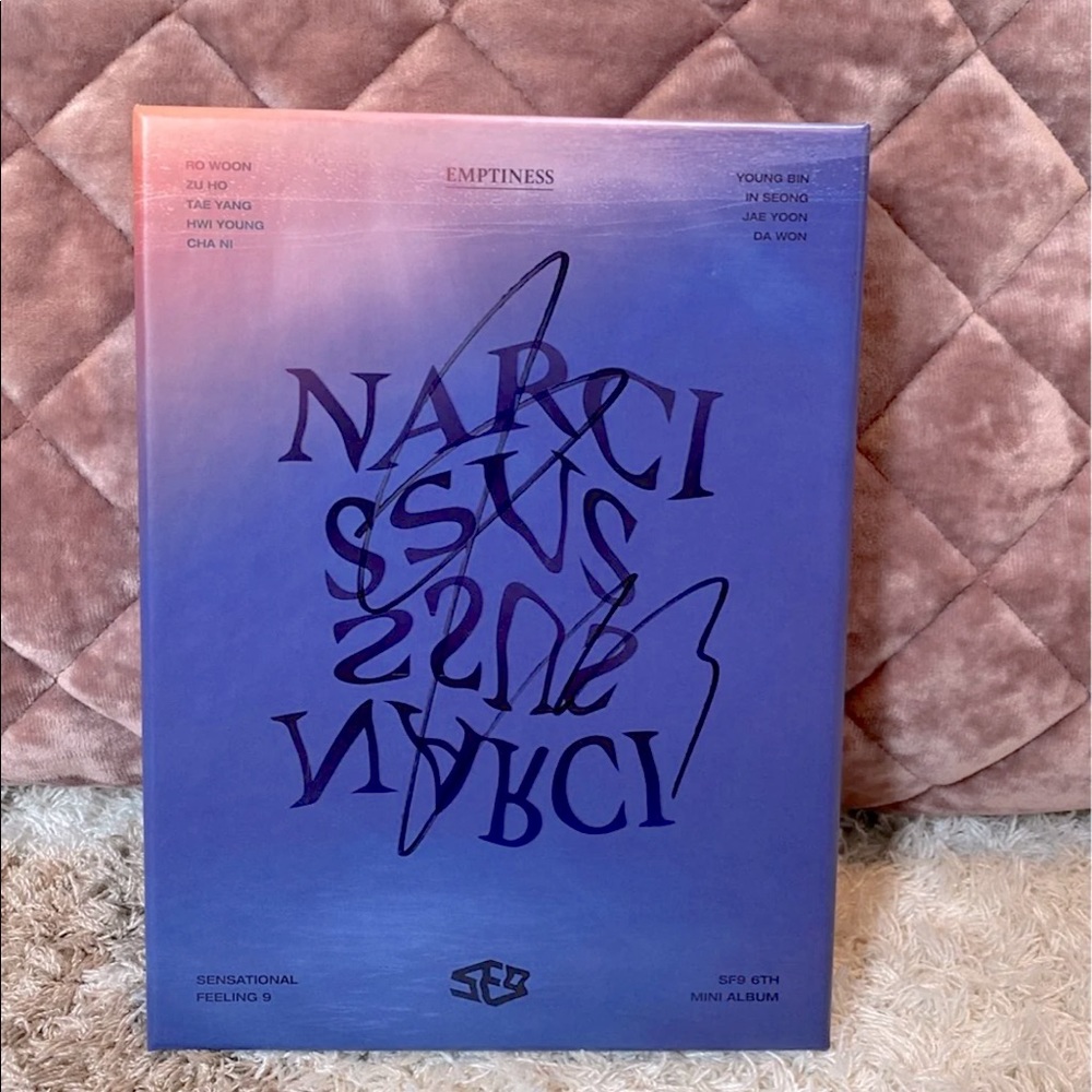 Kpop SF9 Signed Narcissus Album